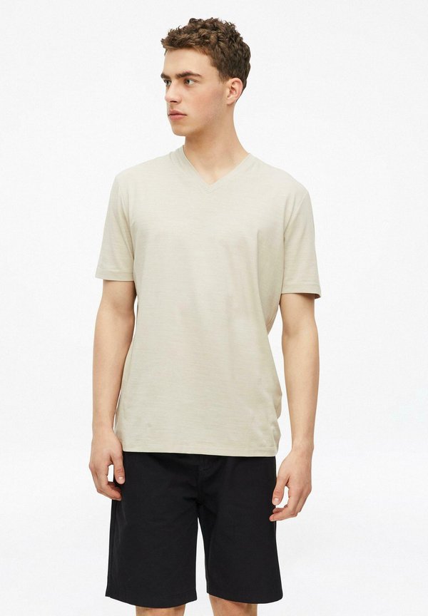 s.Oliver T-SHIRT - Basic T-shirt - beige