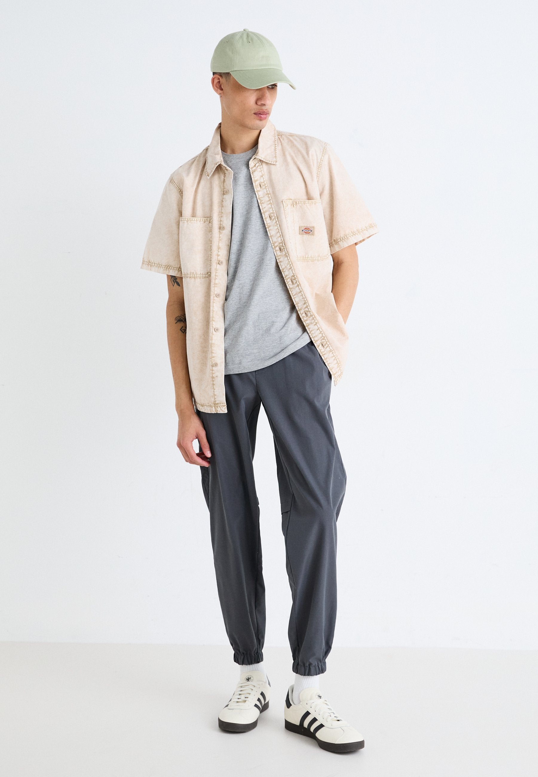 ONSKIAN PANT  Media 2