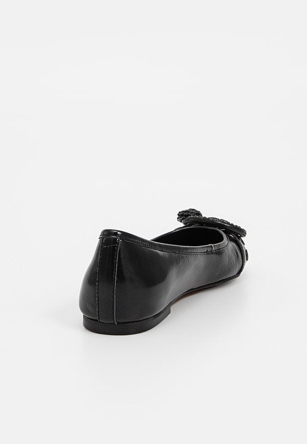 KG Kurt Geiger MAYFAIR