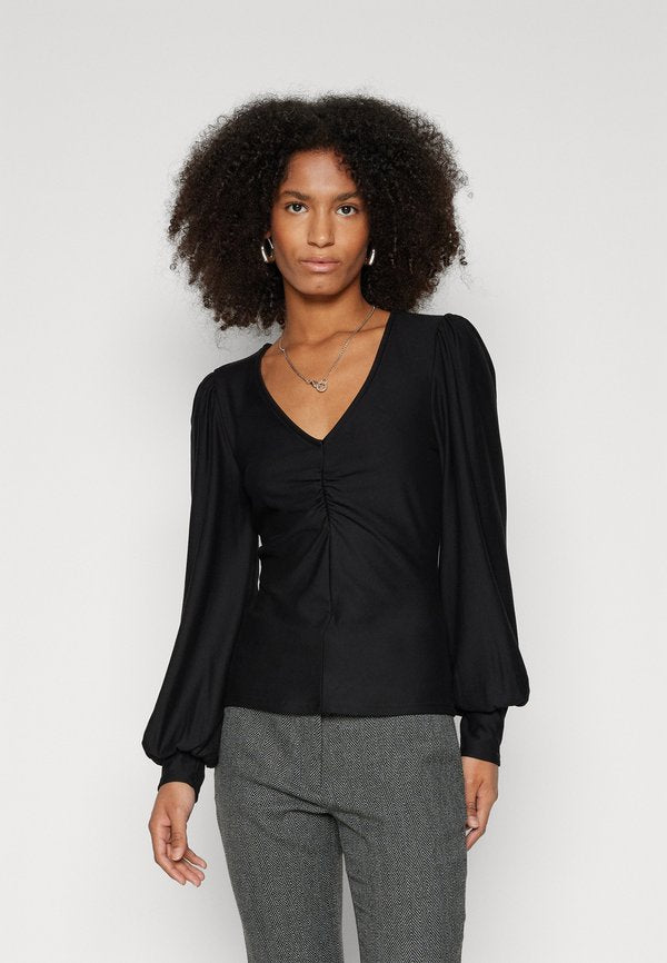 Gestuz RIFA V-NECK