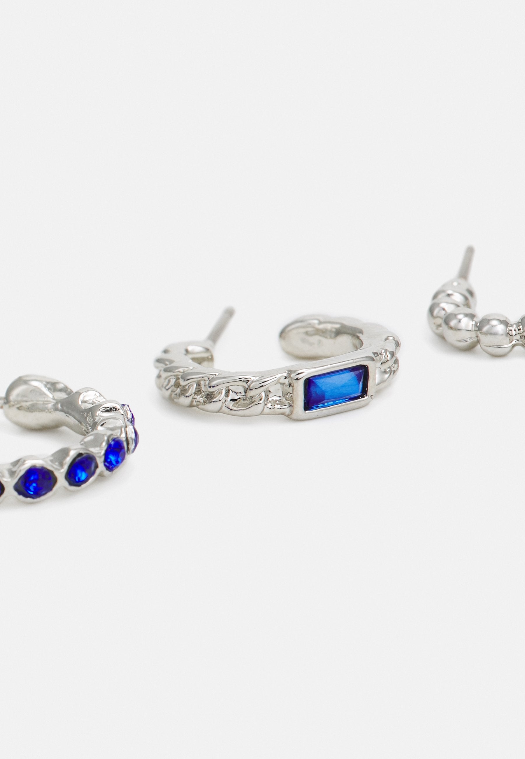 Pieces PCBELO EARRINGS 4 PACK