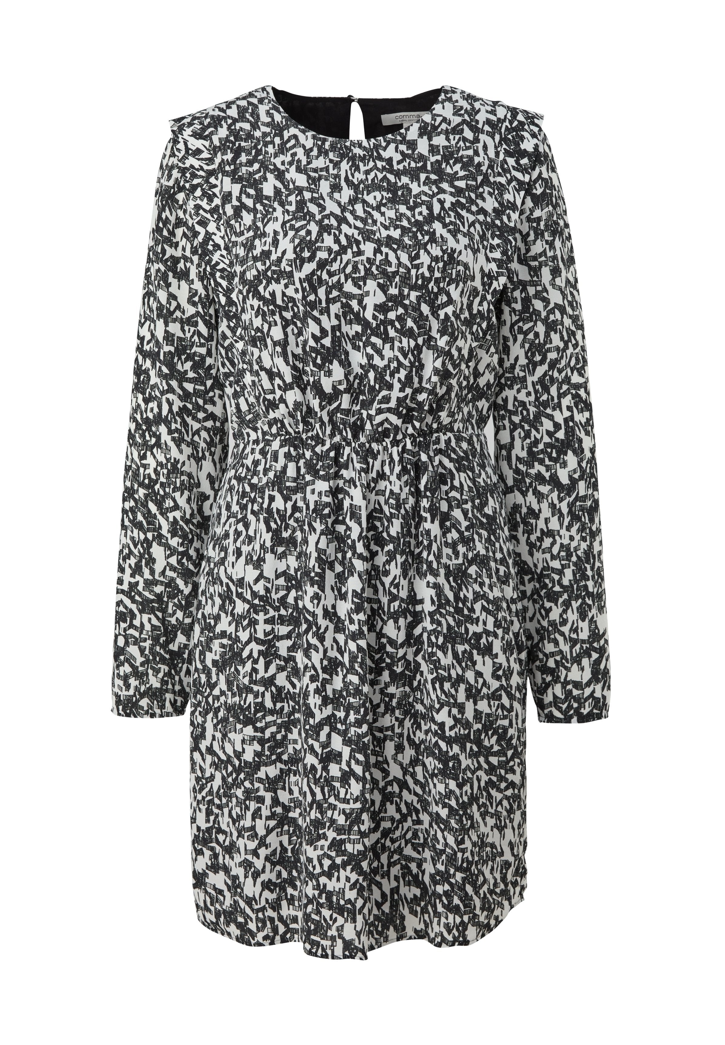 comma casual identity  MIT ALLOVER MUSTER