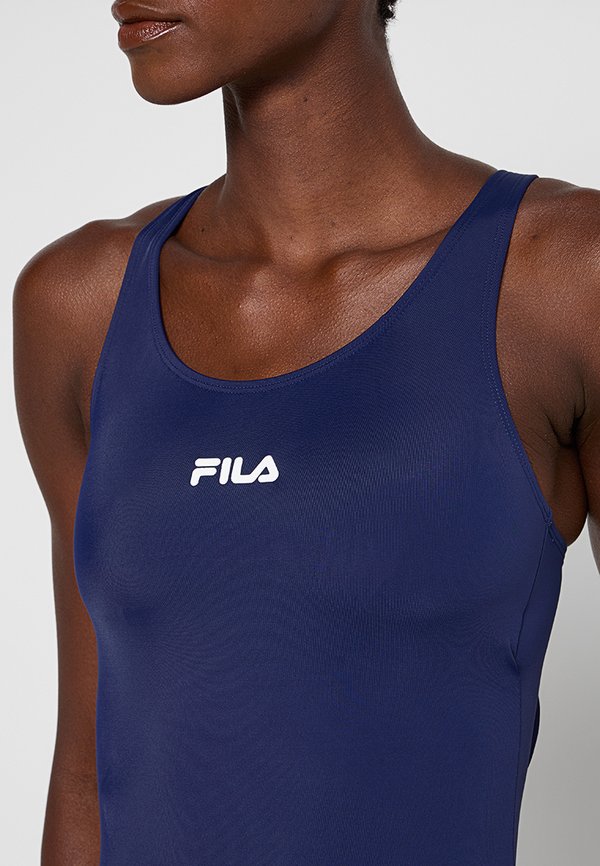Fila SAKI