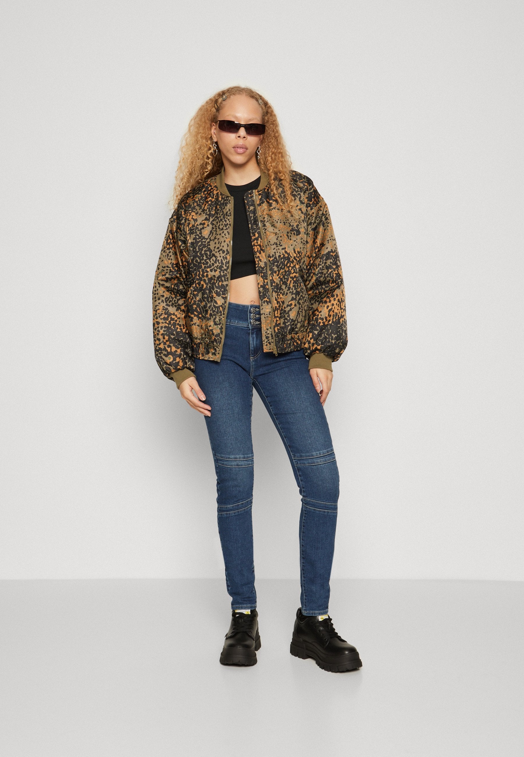 ONLDAISY WIDE WAISTBAND Media 2