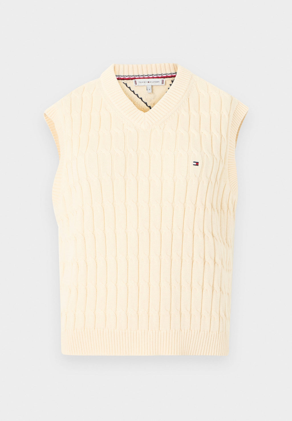 CABLE KNIT V-NECK SWEATER VEST Media 1
