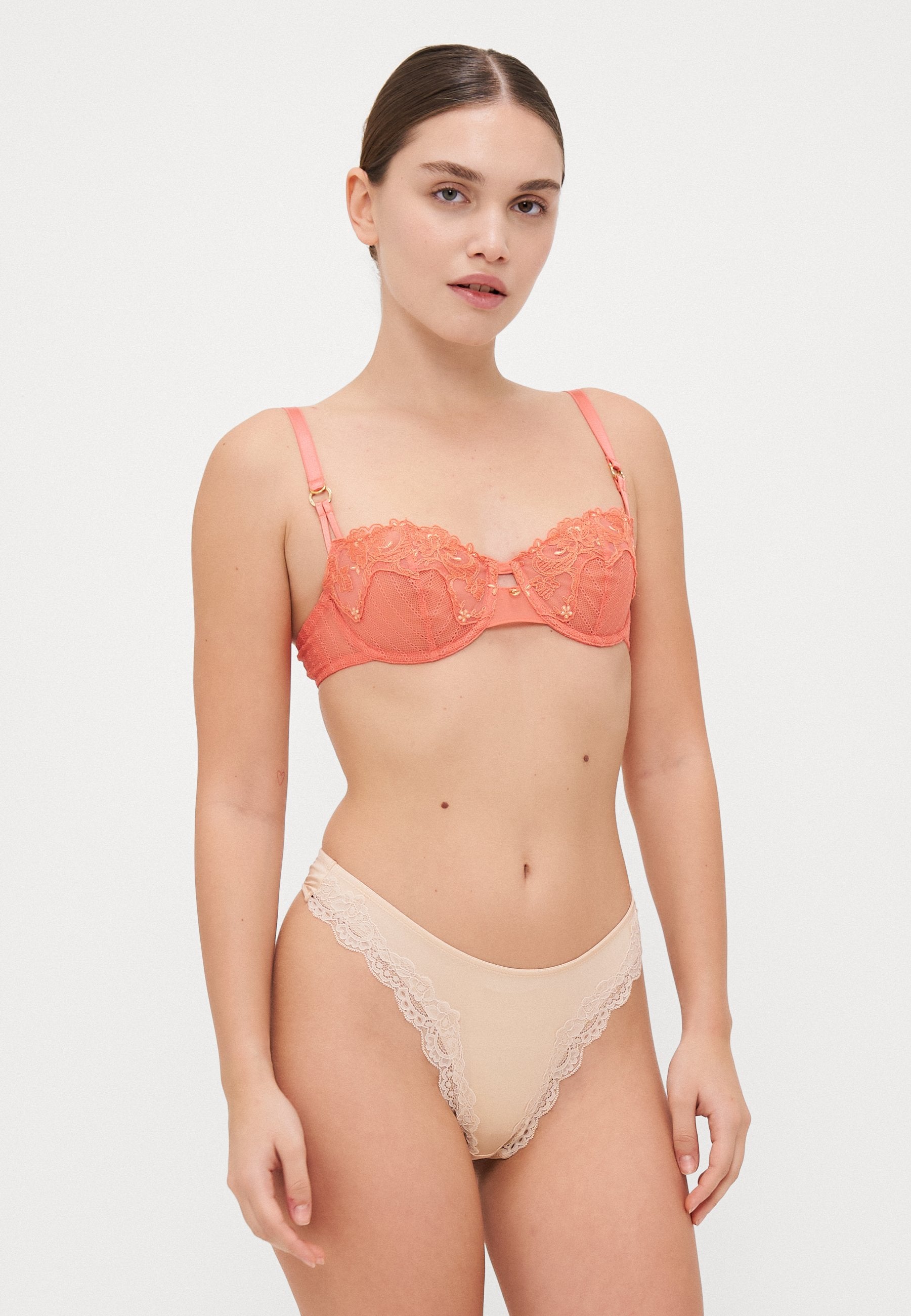 HALF CUP BALCONY BRA Media 2