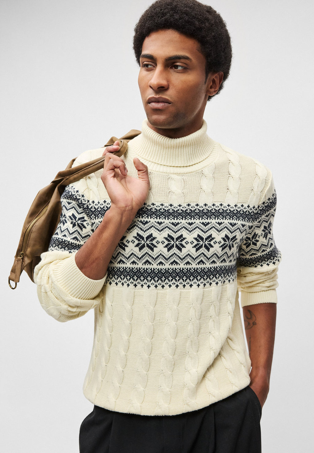 CABLE ROLL NECK  Media 7