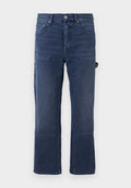 Dunkelblaue Jeans mit entspannter Passform, mit aufgesetzten Taschen, geradem Beinschnitt und leichten Ausbleichungen auf dem Stoff.