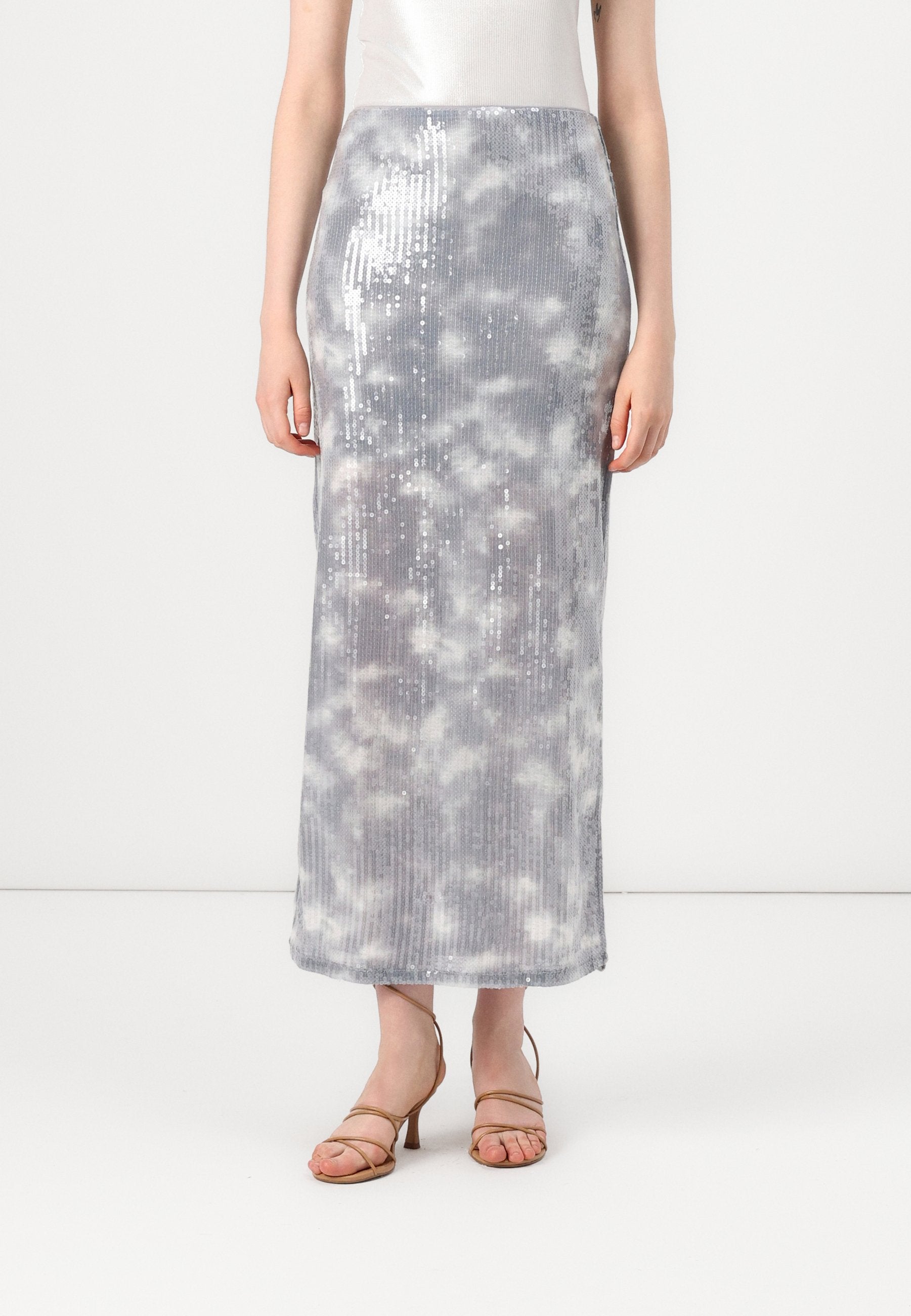 ONLGOLDA TUBE SKIRT Media 3