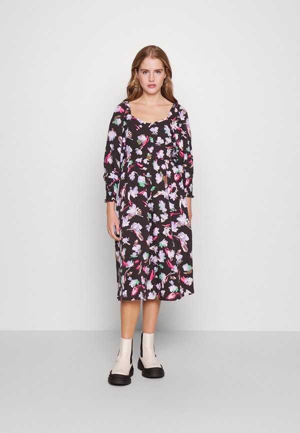 Vero Moda Petite VMANJA SALINA 3/4 CALF DRESS