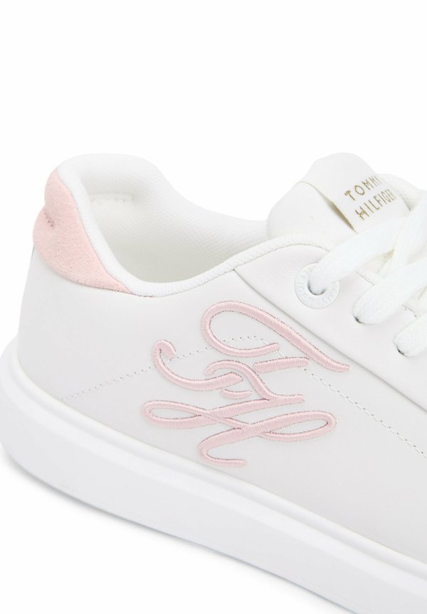 Tommy Hilfiger HILFIGER ICON LEATHER LOGO EMBROIDERY COURT TRAINERS