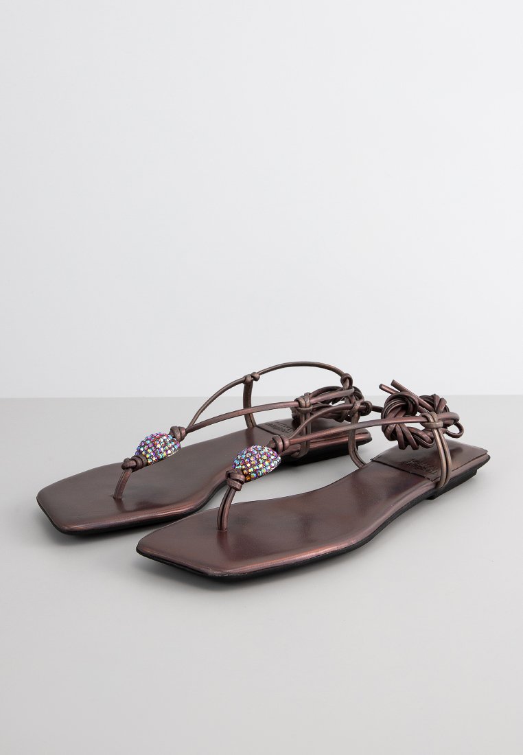 Jeffrey Campbell WEEKENDER