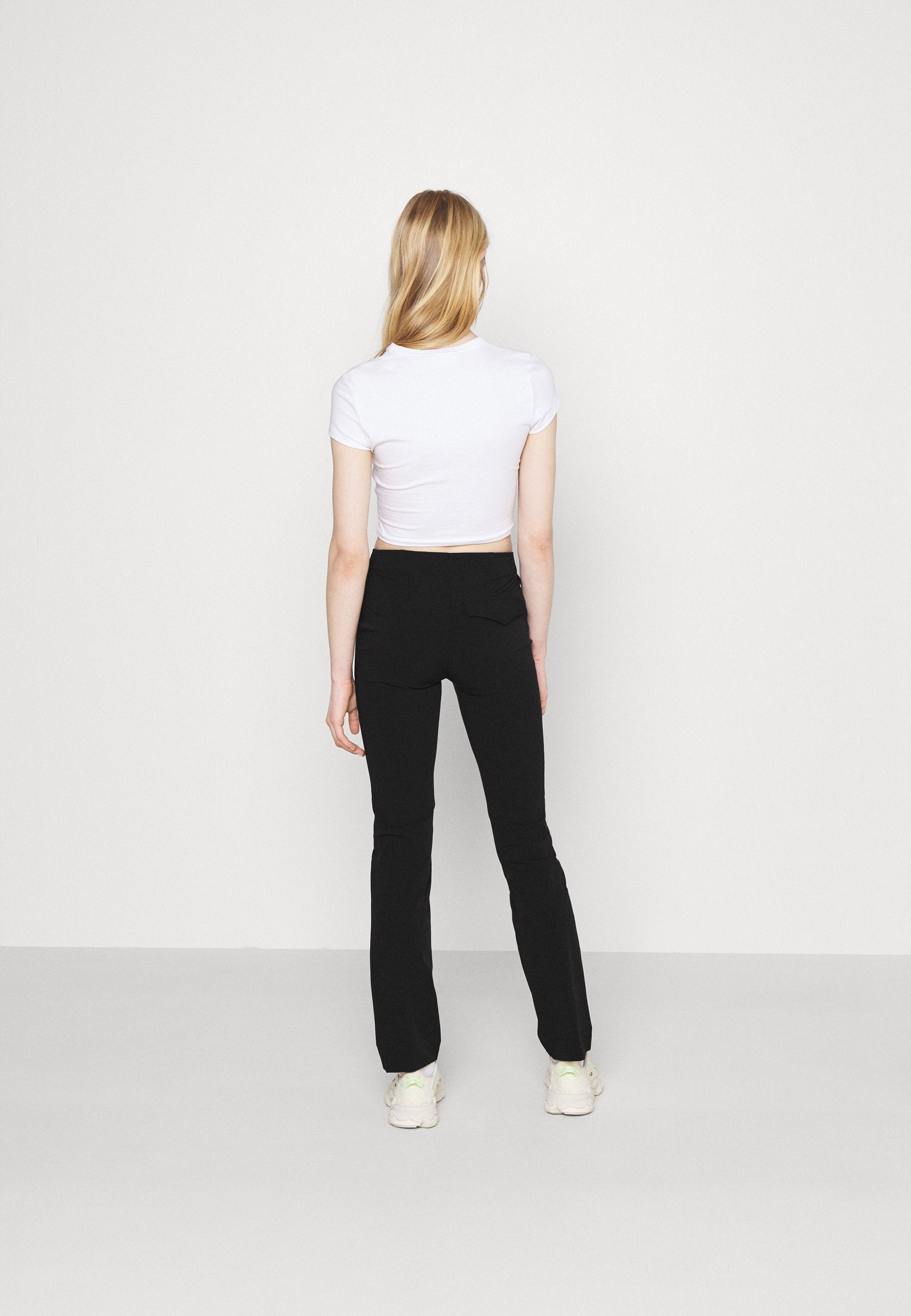 Weekday SPRING TIGHT TROUSER