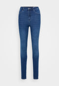 Blaue Denim-Jeans mit einer schmalen Passform, hoher Taille, Gürtelschlaufen und zwei vorderen Taschen. Glatte Textur und klassisches Fünf-Taschen-Design.