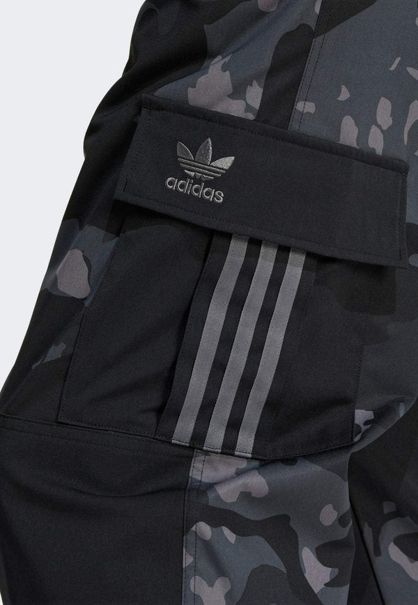 adidas Originals CAMOUFLAGE CARGO