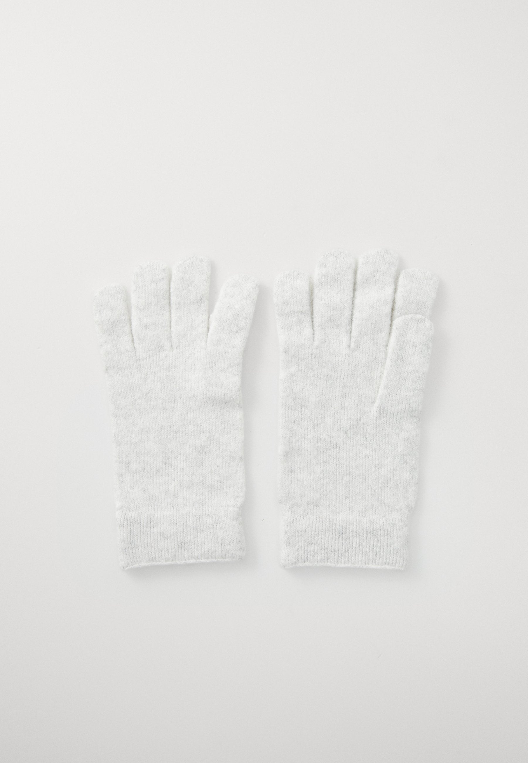 ONLY ONLCHYNA BEANIE SCARF GLOVE SET