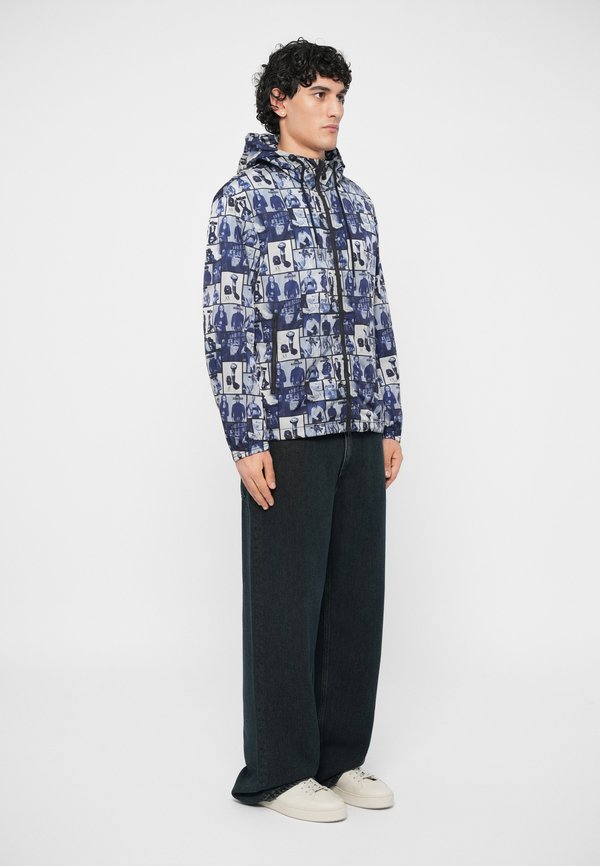 Armani Exchange ARCHIVE PRINT JACKET
