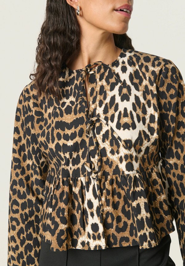 Soaked in Luxury SLXALA LS
