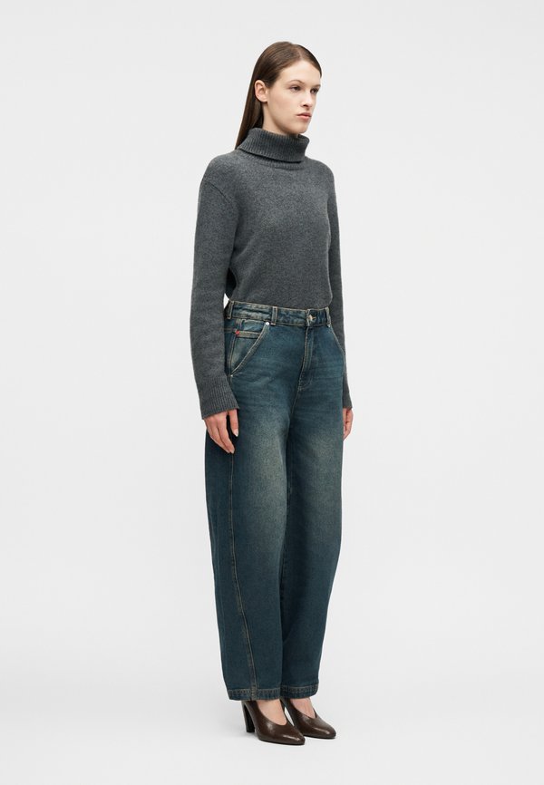 MAX&Co. AEROVIA HOSE