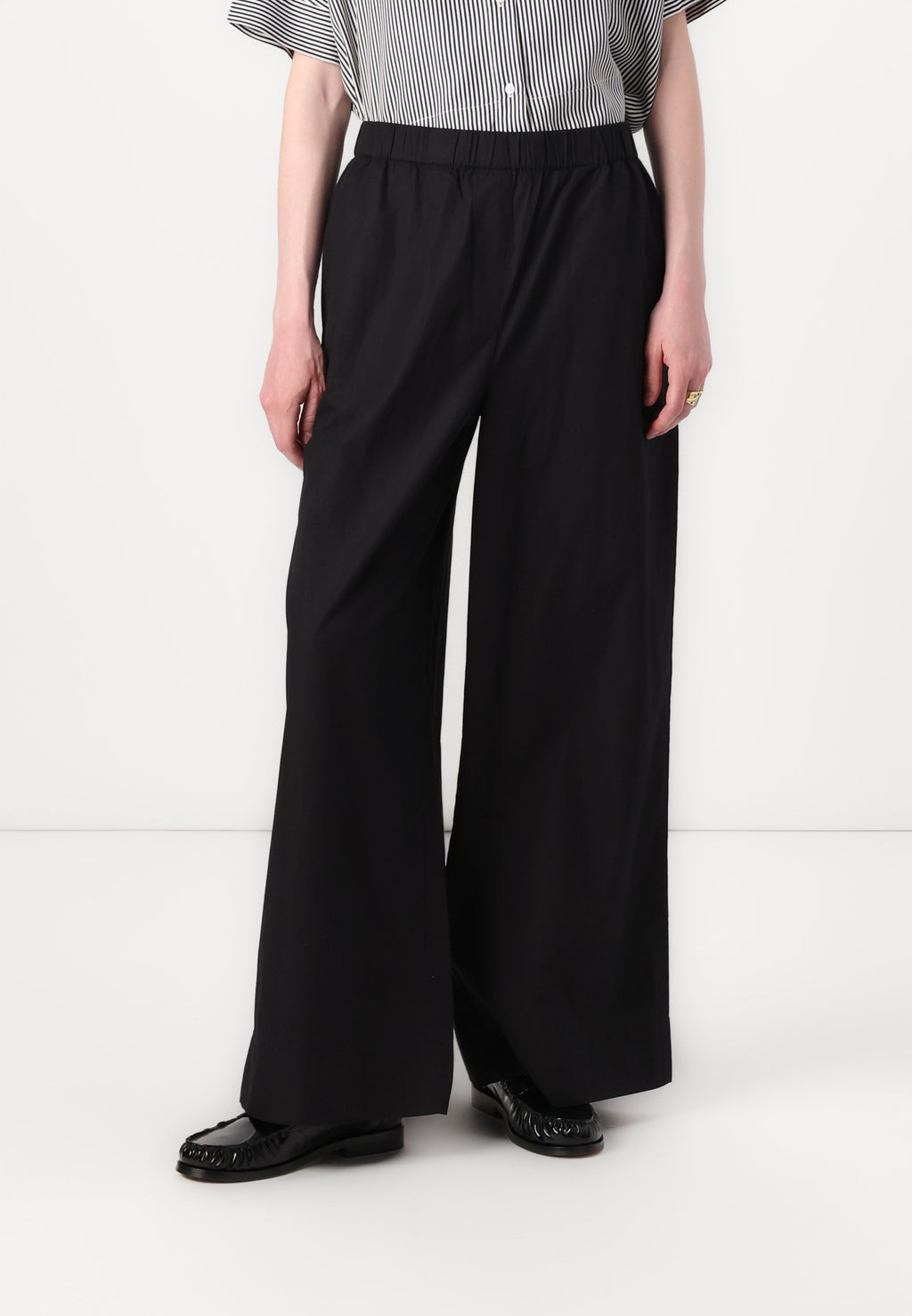 WIDE LEG PANT Media 3