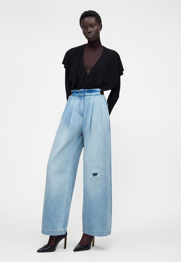 Just Cavalli RELAXED CUT OUT