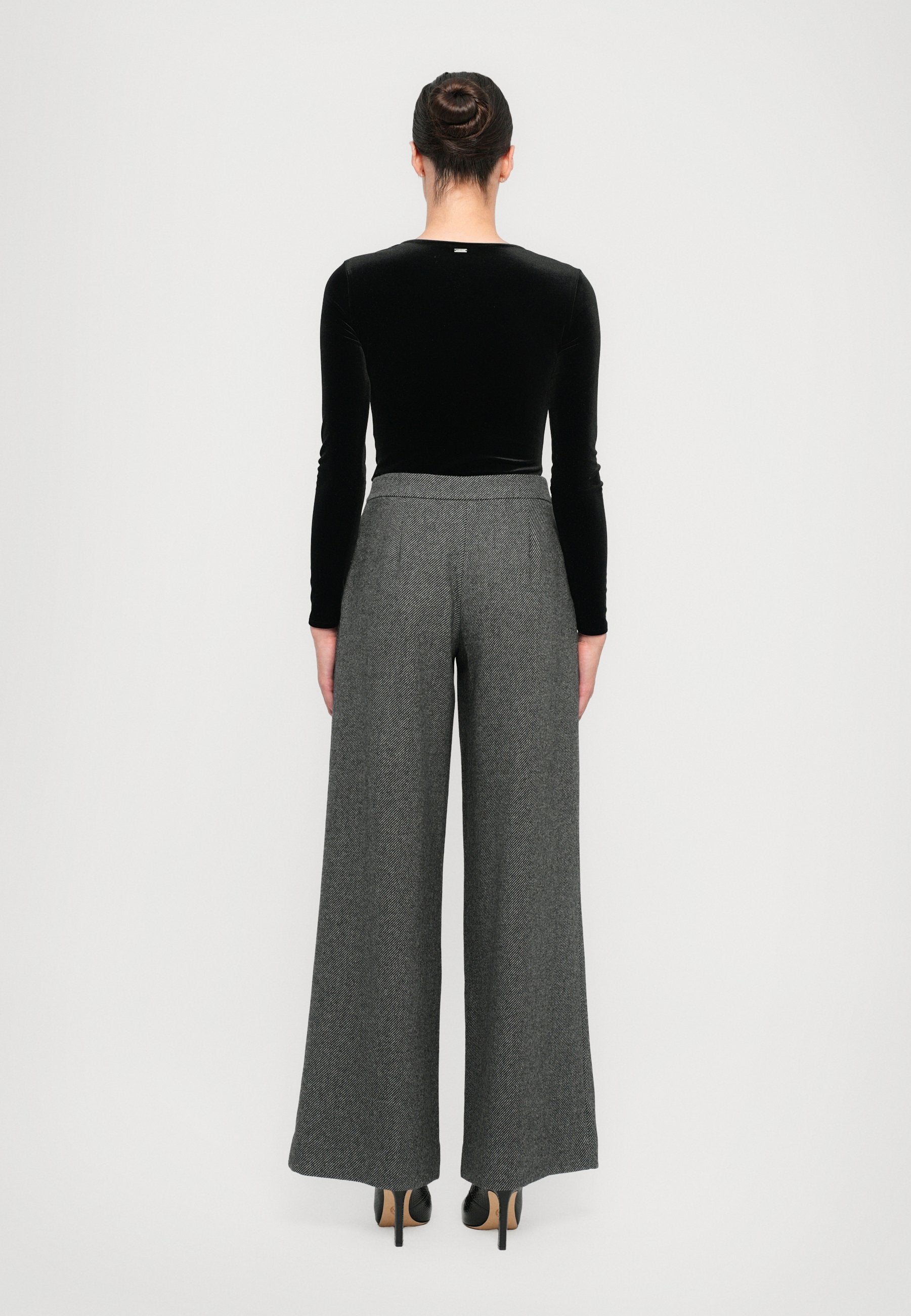 PANTALONI TROUSER Media 4
