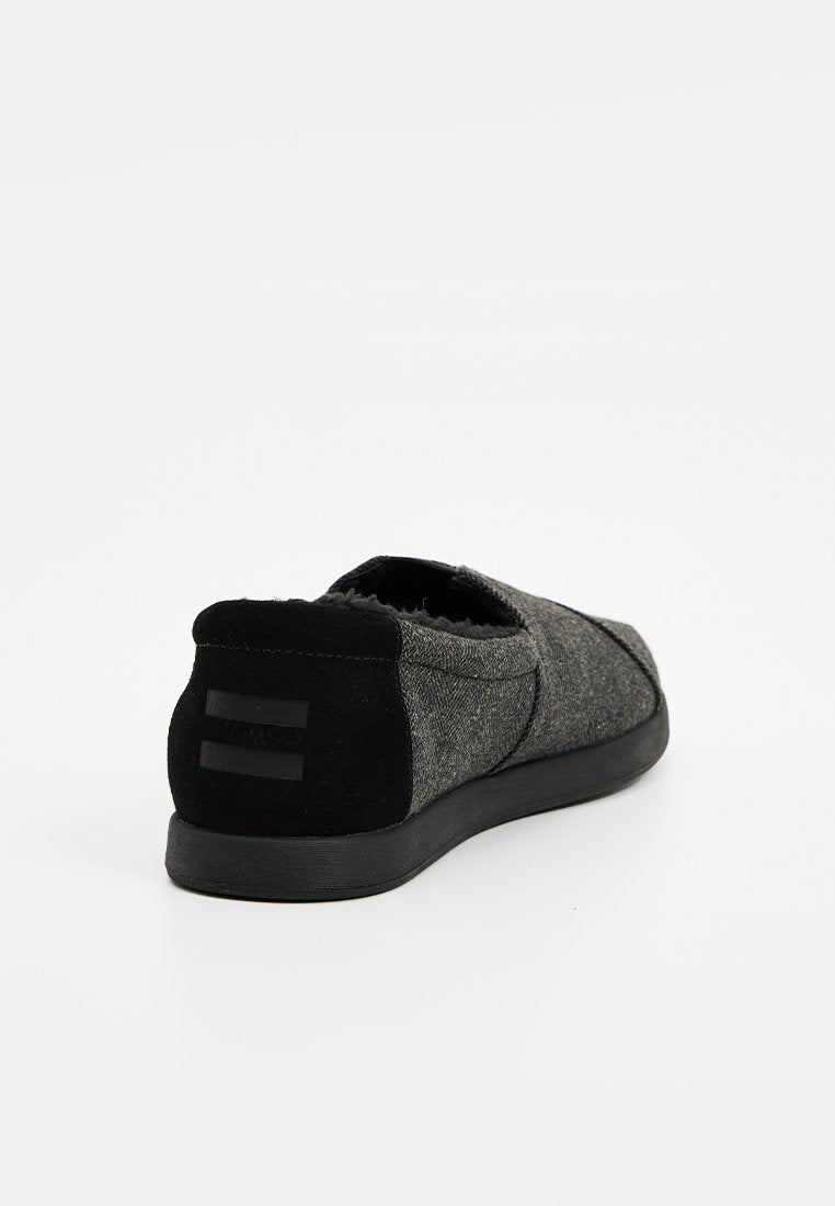 TOMS