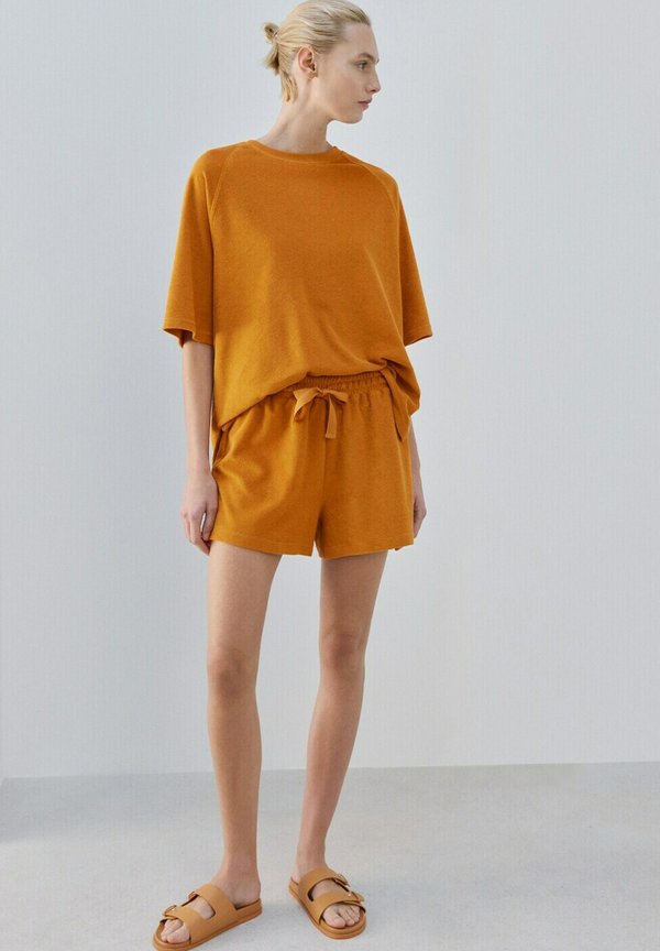 Mango Basic T-shirt - orange