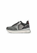 SNEAKERS Media 1