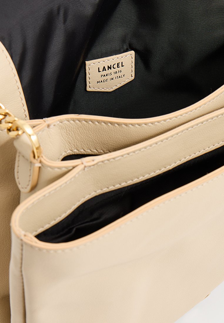 Lancel BILLIE