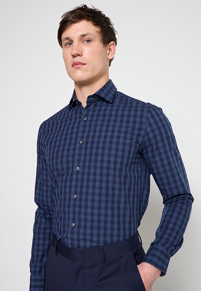 Michael Kors SLIM FIT
