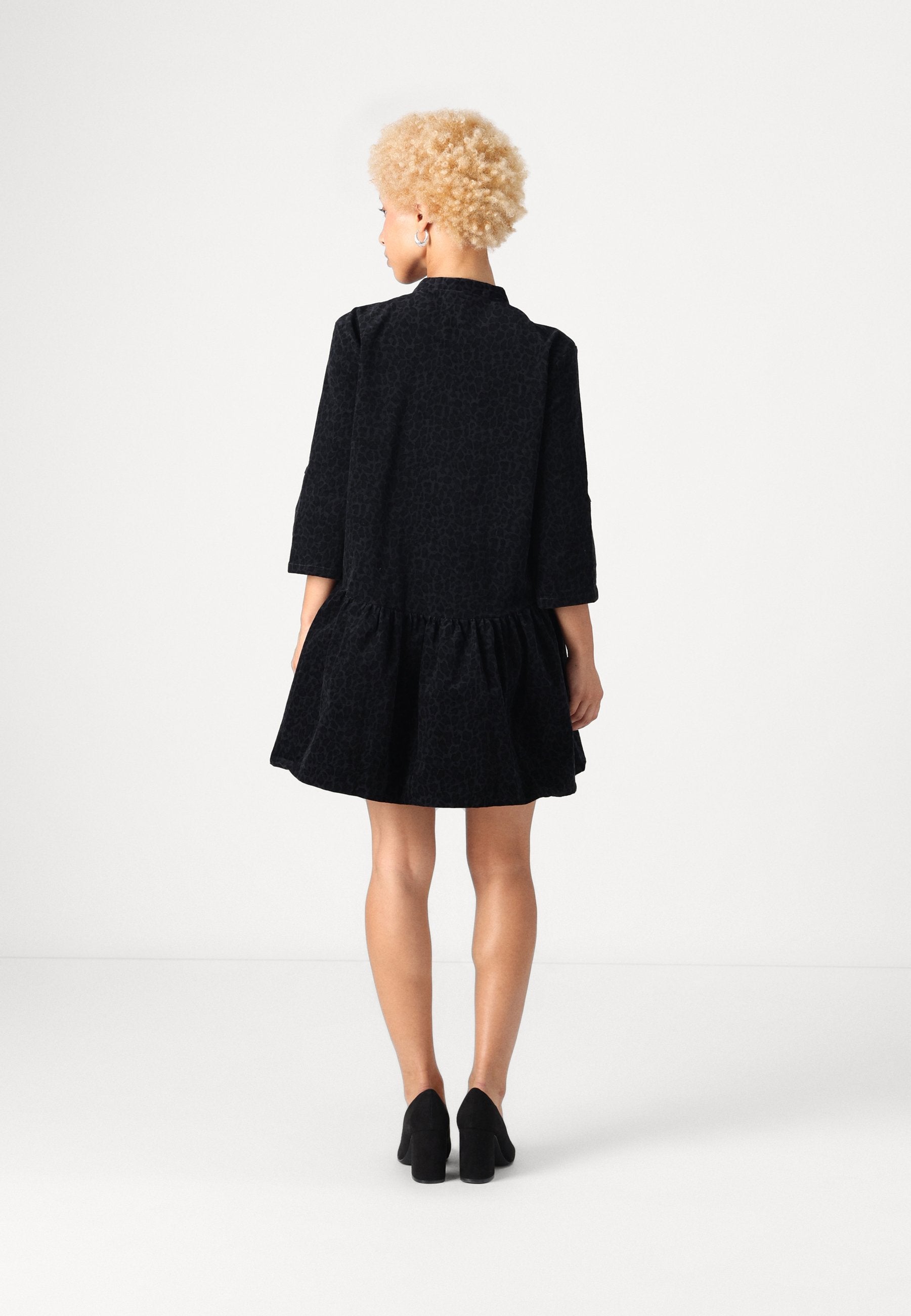 ONLCHICAGO LEO DRESS  Media 4