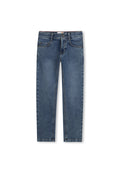 Denim-Jeans in mittlerem Blauton, mit geradem Schnitt, fünf Taschen und sichtbaren Nähakzenten. Keine auffälligen Muster oder Beschläge.