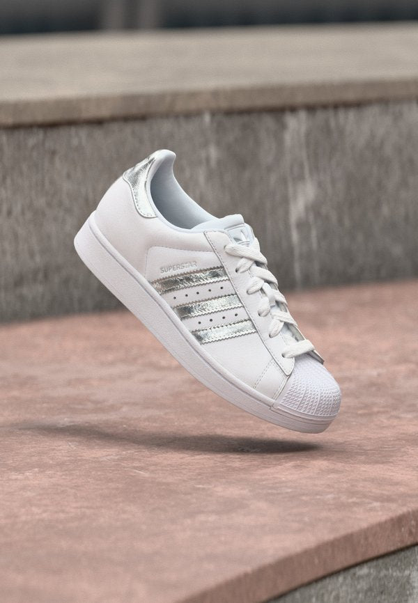 adidas Originals SUPERSTAR II - Trainers - footwear white/silver-coloured metallic