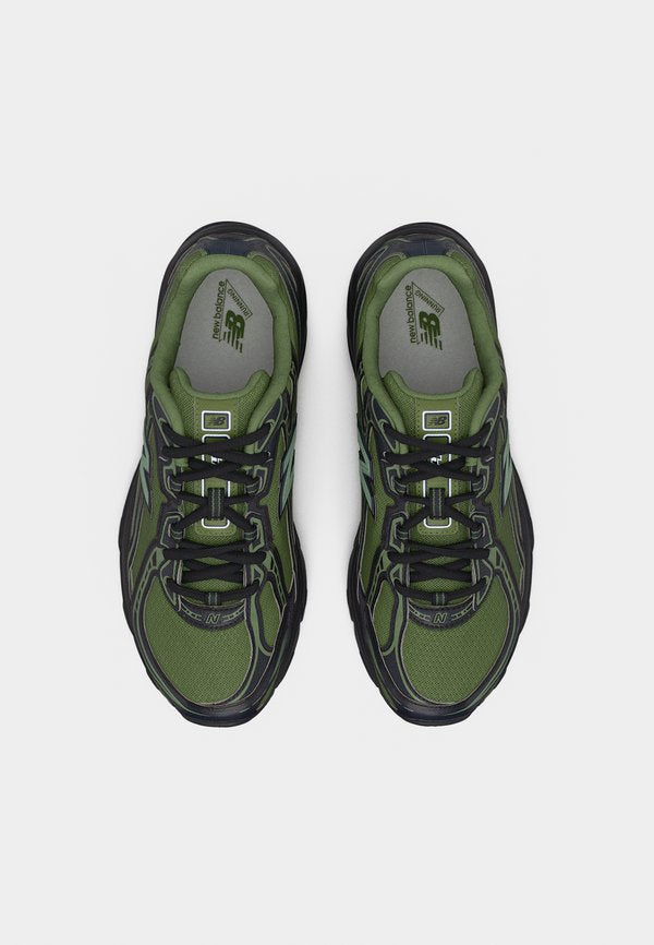 New Balance U740 UNISEX
