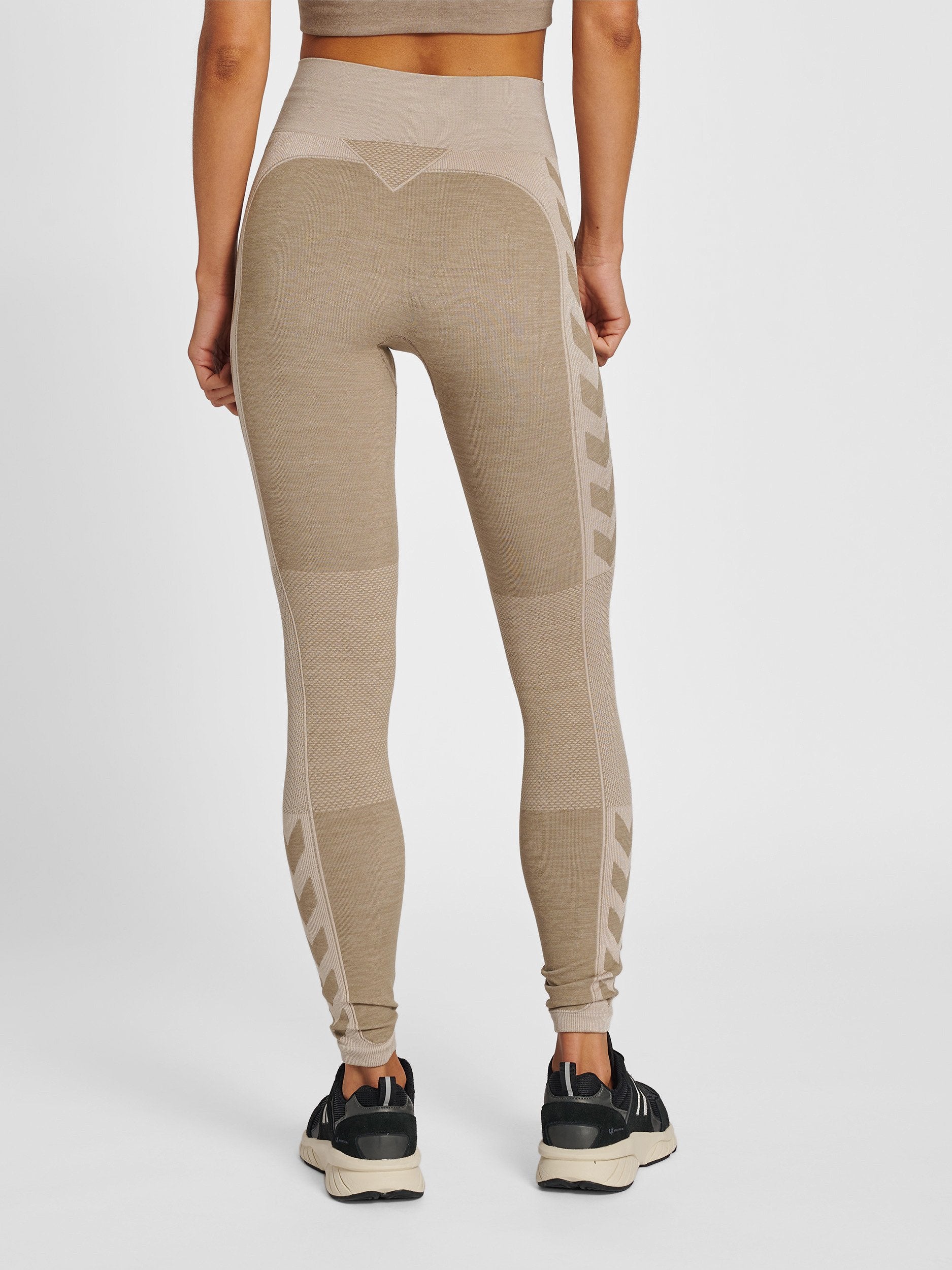 Hummel HMLCLEA SEAMLESS MID WAIST TIGHTS