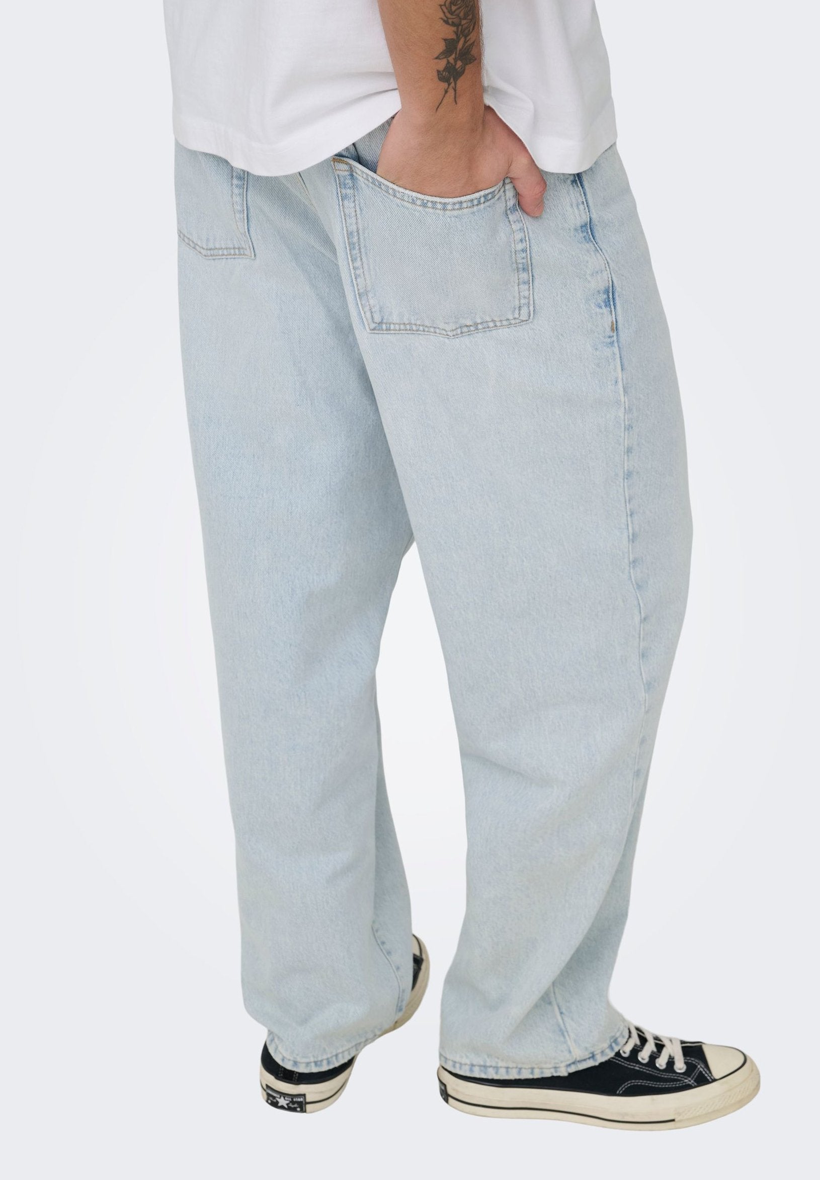 Loose-fit ONSFADE Mid rise Loose Fit Media 6