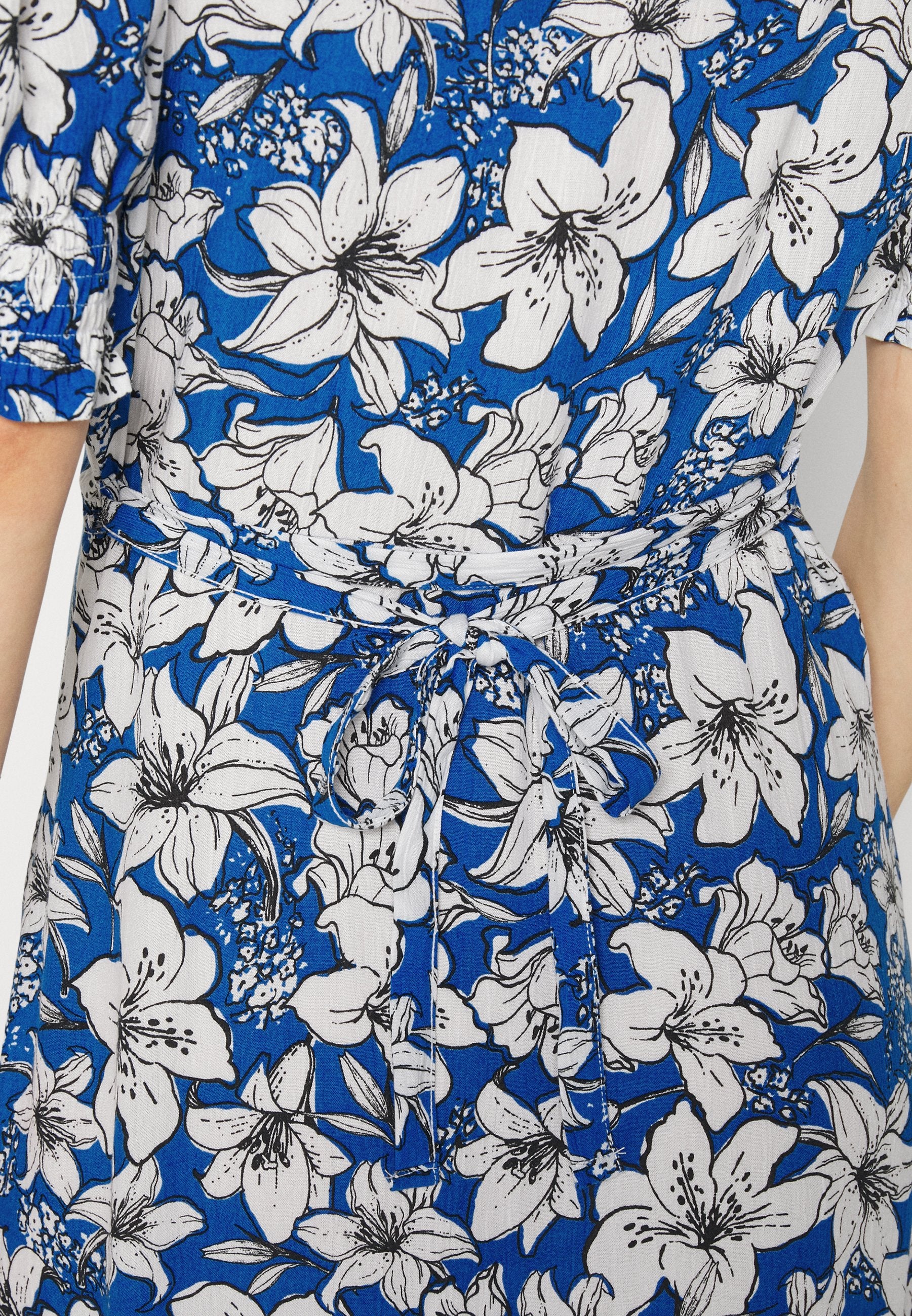 ONLFREDERIKKE V NECK BELT DRESS Media 6