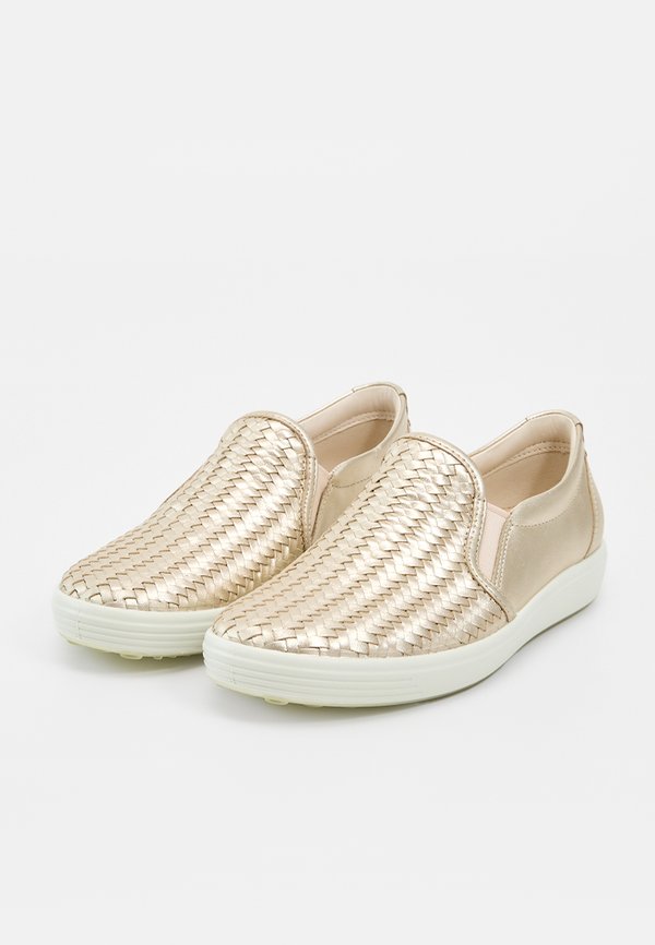 ECCO SOFT 7