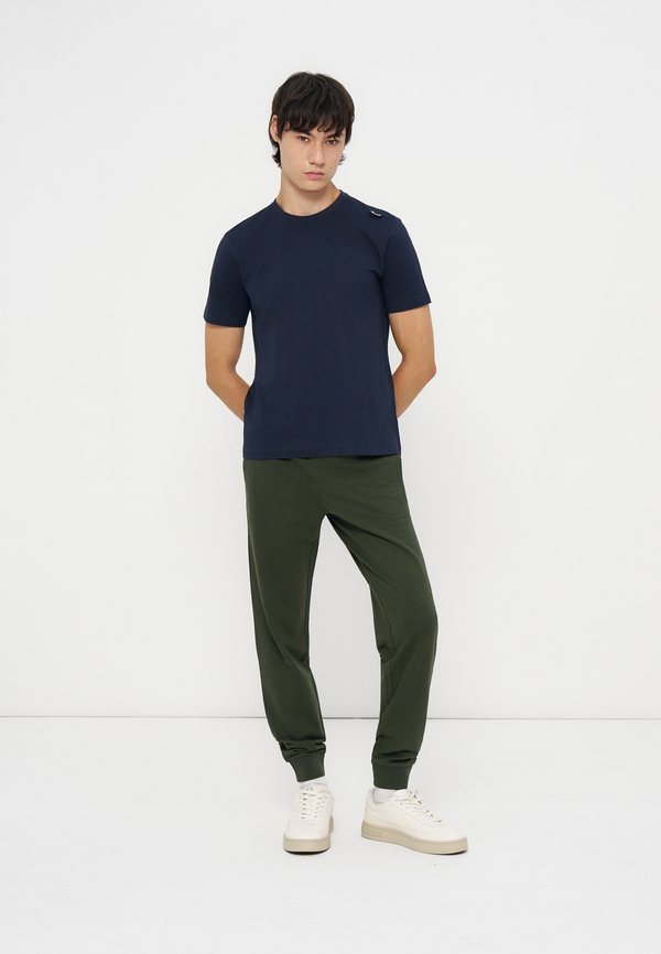 EA7 Emporio Armani T-SHIRT
