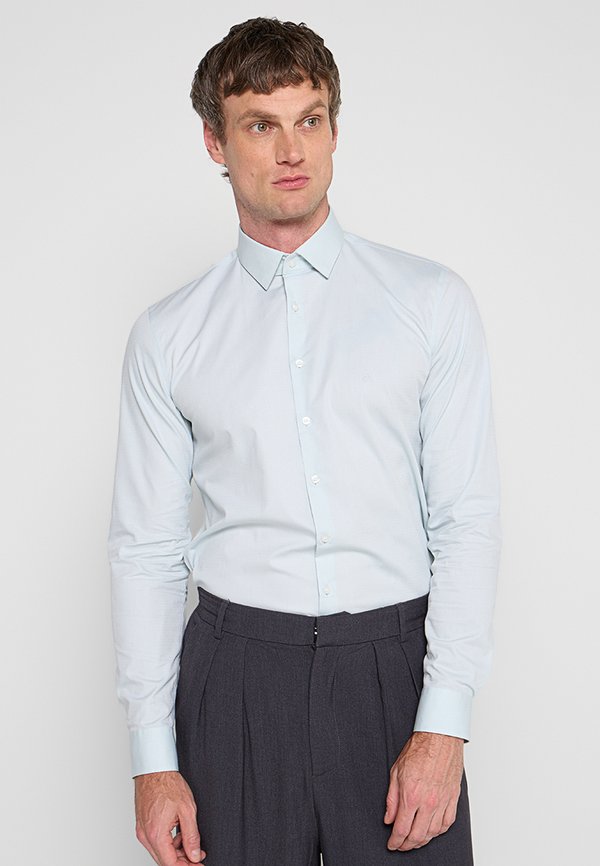 Calvin Klein SLIM FIT