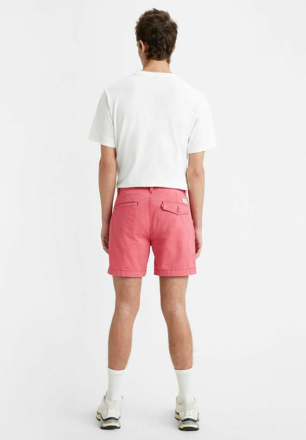 Levi's® AUTHENTIC II GARNET ROSE