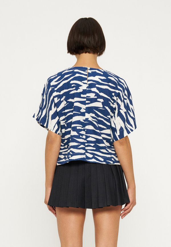 DKNY