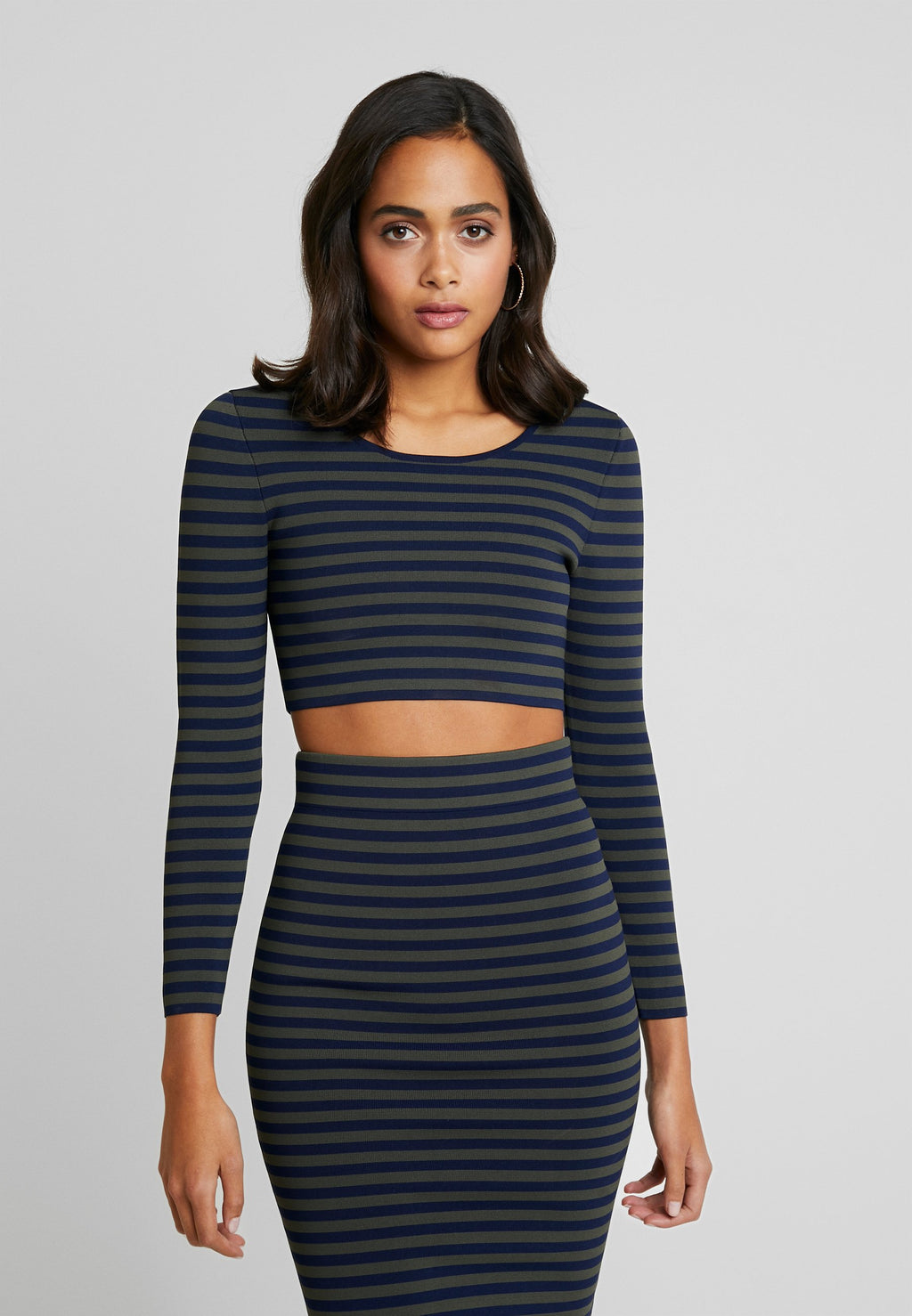 Good American LONG SLEEVE STRIPE CROP