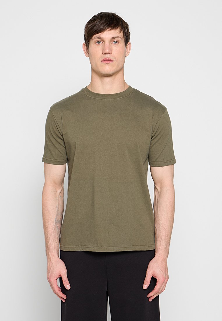 SIKSILK 3 PACK RELAXED FIT