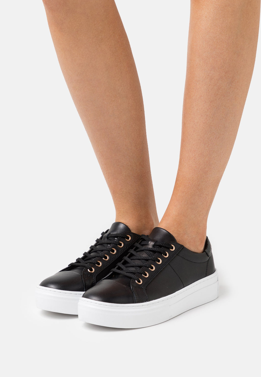 Vagabond ZOE PLATFORM