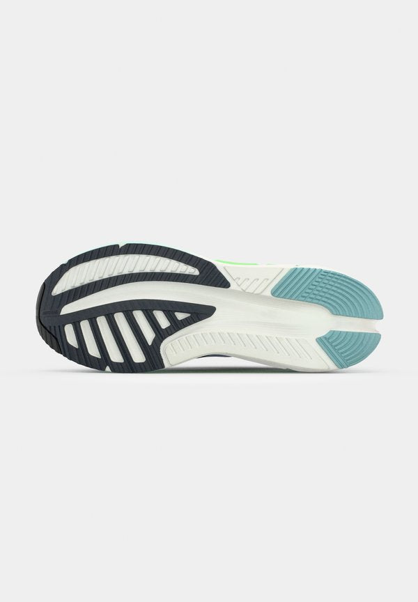 adidas Performance ADISTAR 4