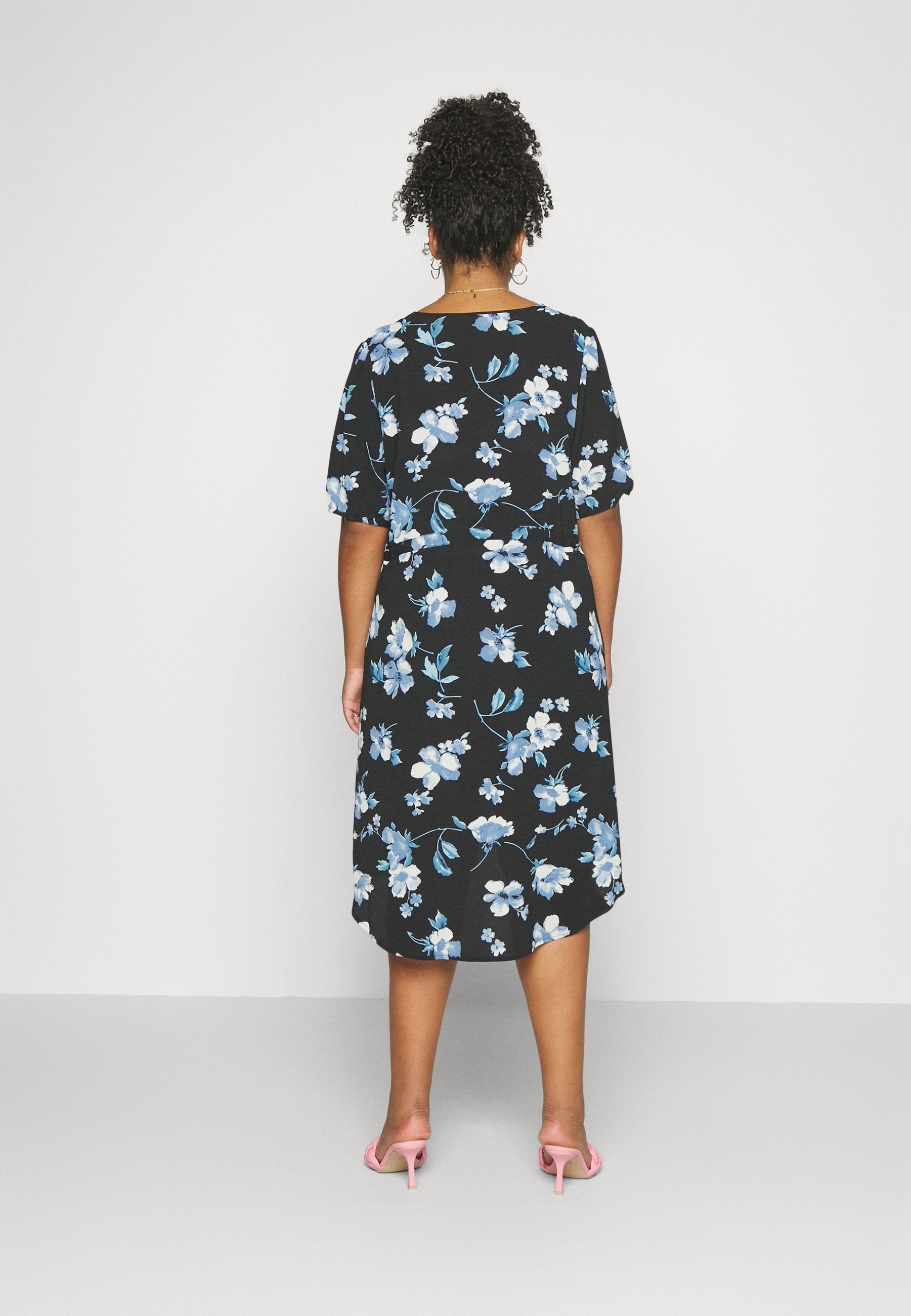 ONCBIANCA NOVA LUX DRESS Media 4