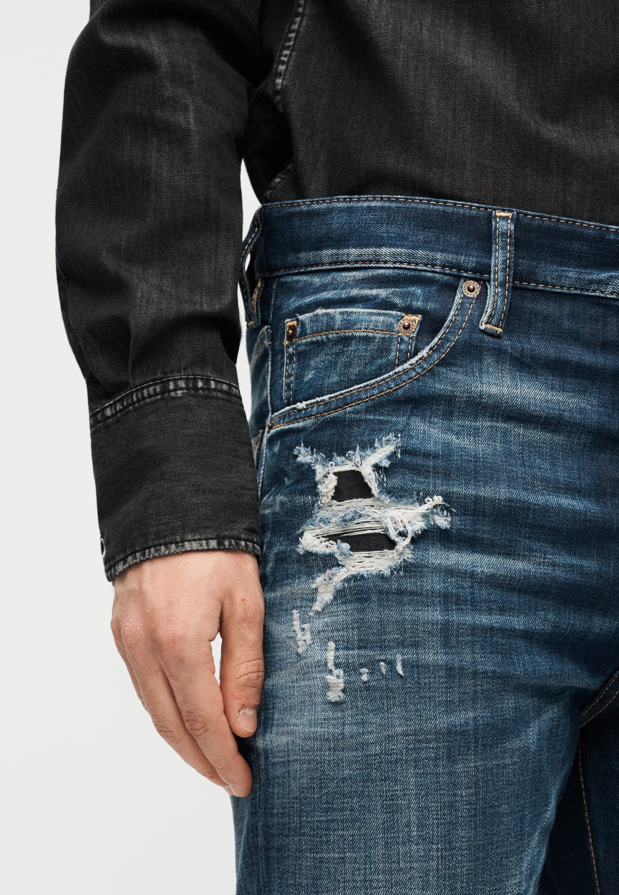 Dsquared2