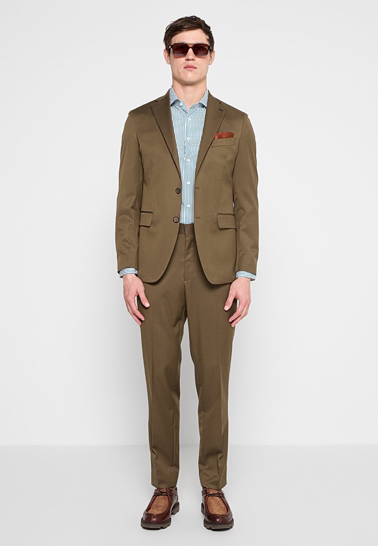 Michael Kors SLIM FIT